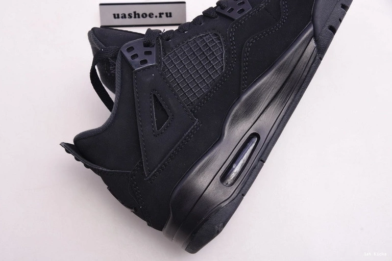 4 (2020)  Black Cat Jordan Retro CU1110-010 0315